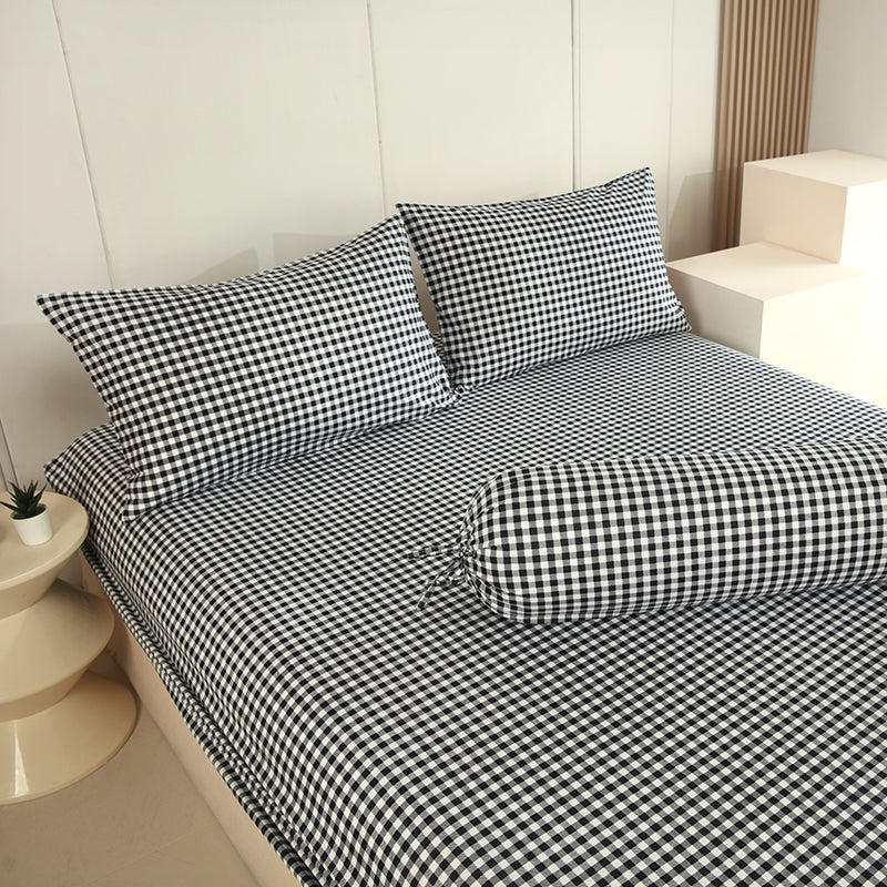 WEICH Fitted Bedsheet Set| Plaid Pattern | 100% Cotton | Checkered Black