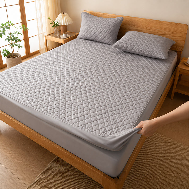 Weich Waterproof Quilted Mattress Protector | Deep Pocket Fitted Bed Cover | Soft & Breathable | White & Grey | Single / Super Single / Queen / King | Grey