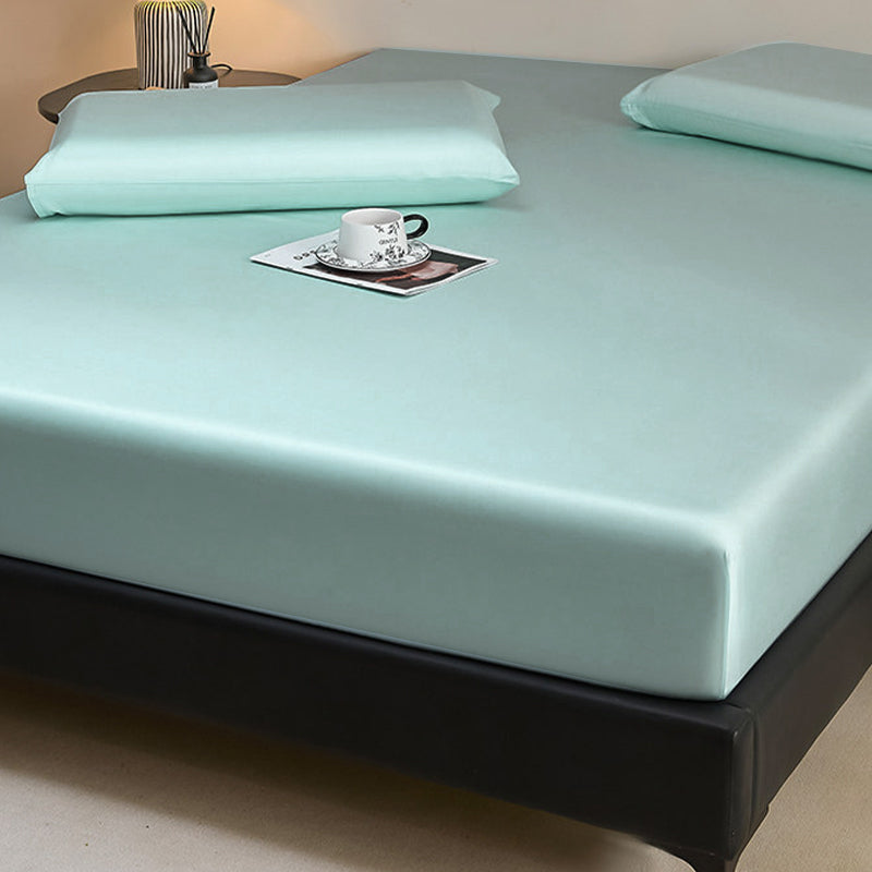 WEICH Luxury ICE Silk Bedsheet Set | Smooth Cooling | Seafoam Green